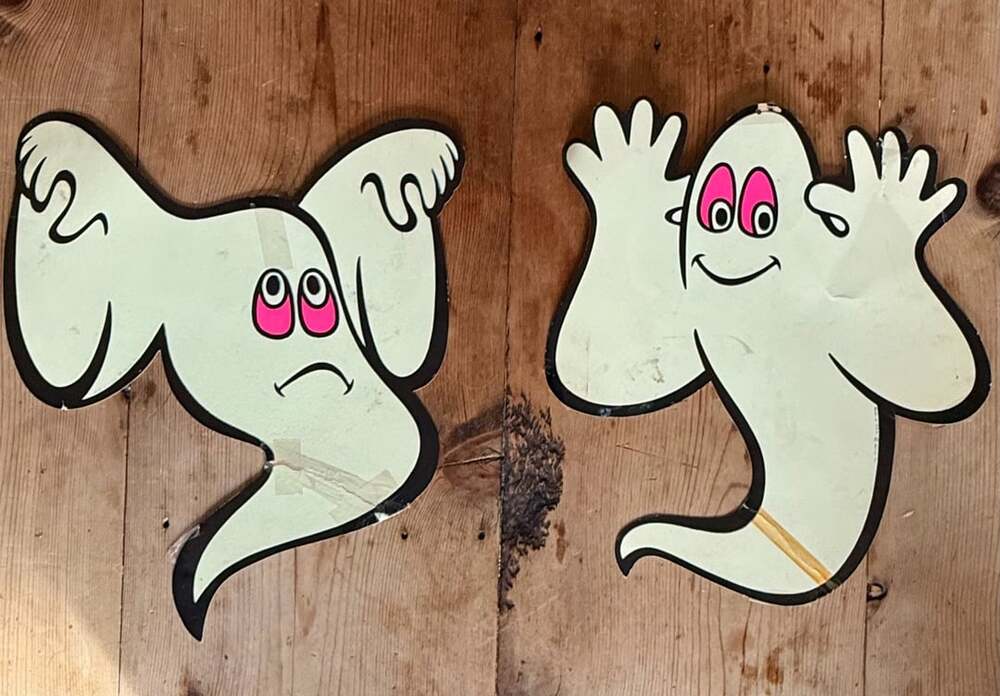 Vintage Beistle Glow In The Dark Ghost Cutouts - Set Of 2